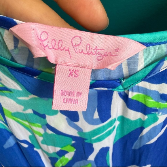 Lilly Pulitzer Blue and White Tropical Jumpsuit - Picture 4 of 13